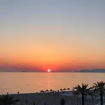 Beachfront In Apartman *
