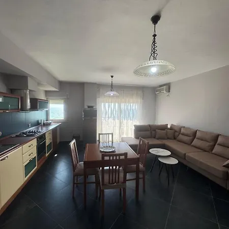 Beachfront In Apartment Golem (Tirana)